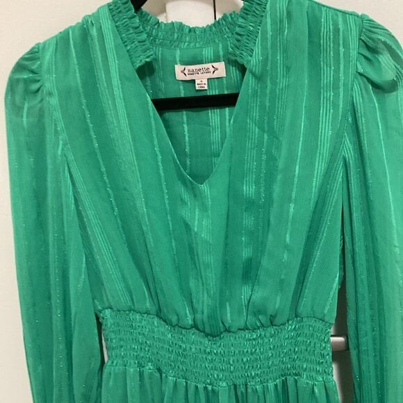 NWT Nanette by Nanette Lepore Shadow Stripe Long Sleeve Smocked Dress in Green. - Picture 4 of 9